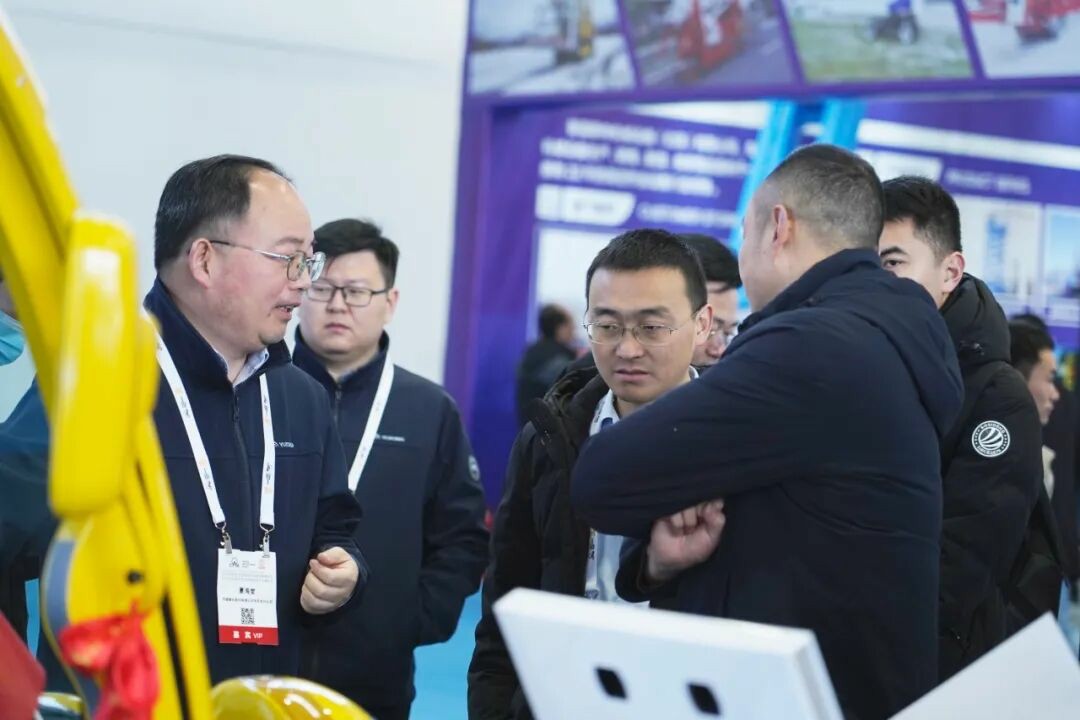 誠邀共赴 | 宇通專用車與您相約2025 中國(鄭州)旅游休閑娛樂產業博覽會