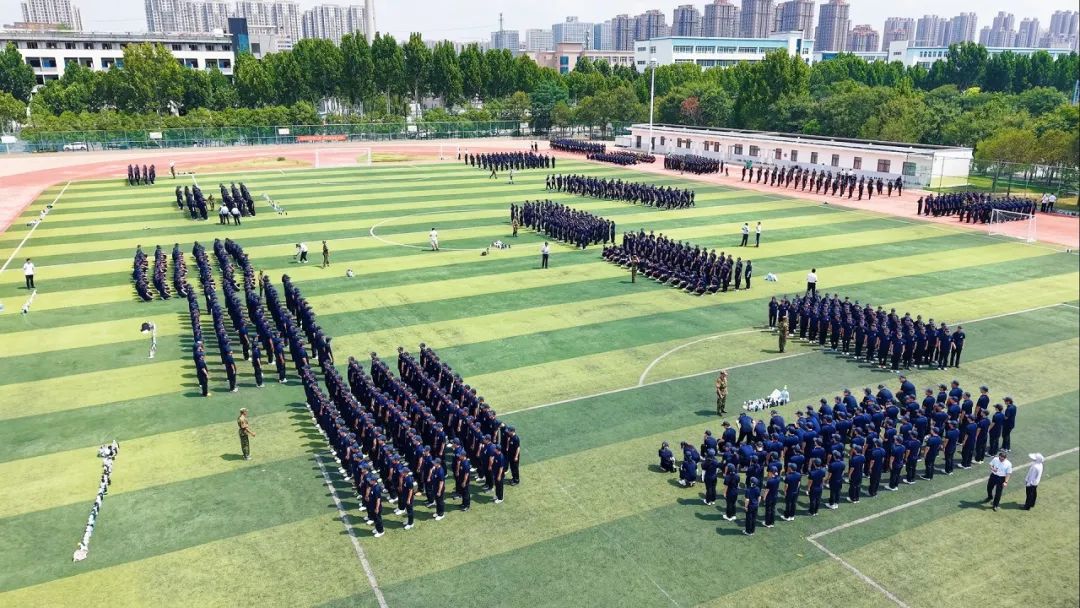 宇通新生有自己的【開學典禮】 宇通新生有自己的【開學典禮】