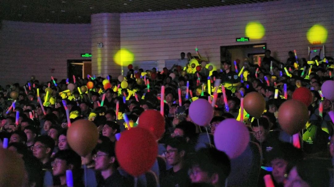 宇通新生有自己的【開學典禮】 宇通新生有自己的【開學典禮】