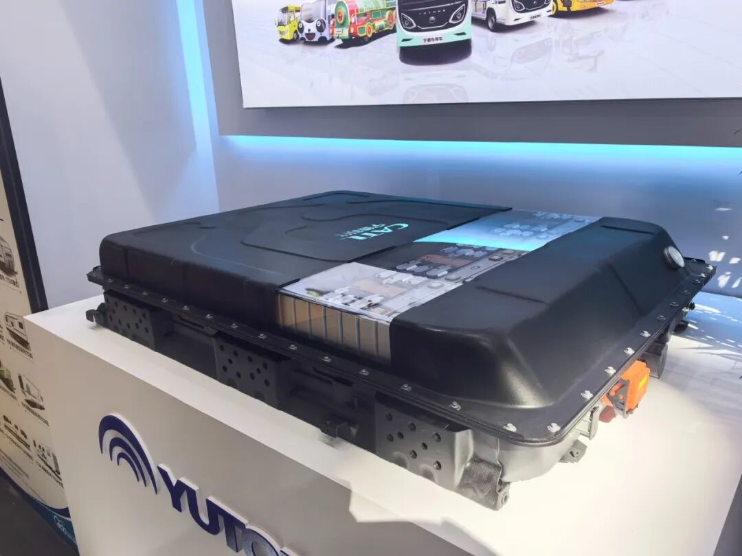 踐行《生態(tài)環(huán)境法典》：宇通鋰電觀光車的零碳解決方案