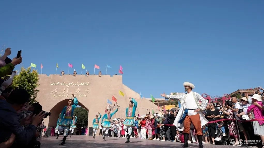 又100輛！宇通高端旅游客車再次批量交付新疆