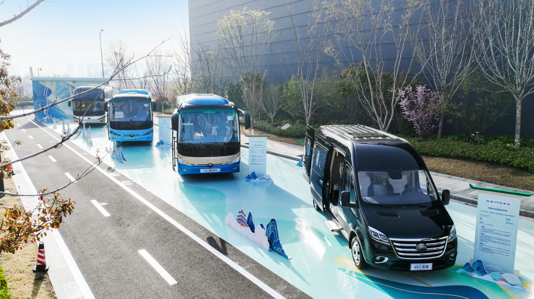 又100輛！宇通高端旅游客車再次批量交付新疆