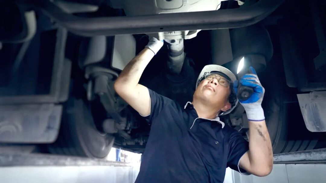 維保效益新升級(jí):上海錦江攜手宇通售后,打造客運(yùn)運(yùn)營(yíng)保障新路徑 圖片