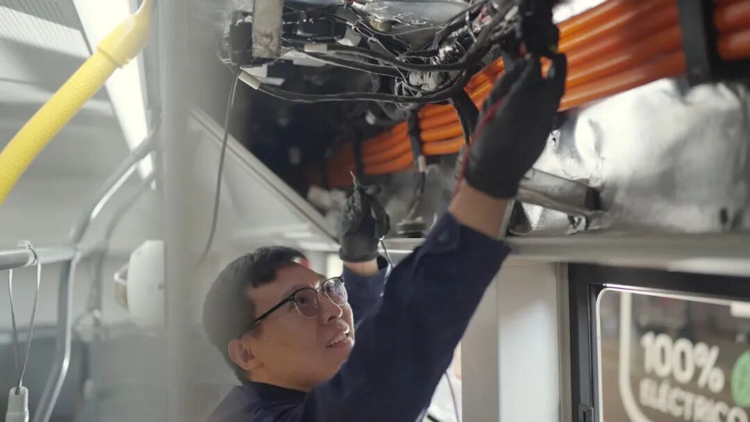 全球宇通人丨智利48小時:安第斯山下的“奮進瞬間” 圖片